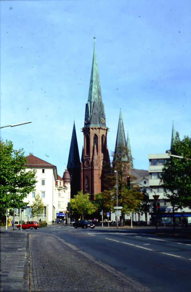 Blick von der Gartenstraße auf Kasinoplatz/Lambertikirche. © Stadtmuseum Oldenburg