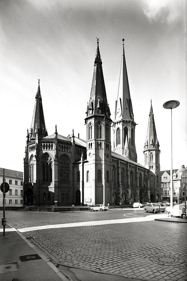 Marktplatz/Lambertikirche, 1965, © Stadtmuseum Oldenburg