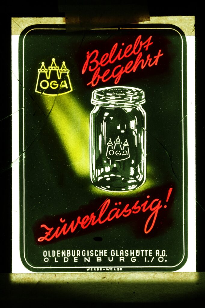 Werbung der Oldenburger Glashütte, um 1950, © Stadtmuseum Oldenburg