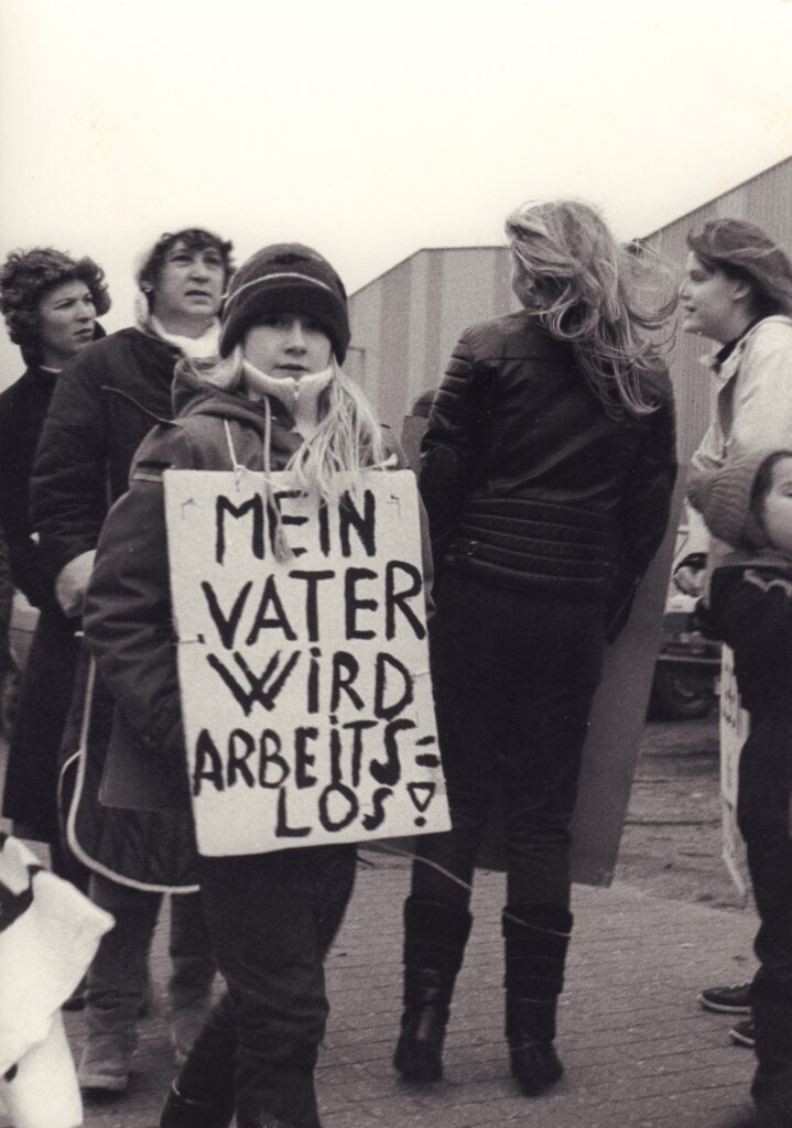 Demonstration gegen die Schließung der Glashütte am 01.02.1983 in der Stedinger Straße, © Stadtmuseum Oldenburg/Kurt Oesterling