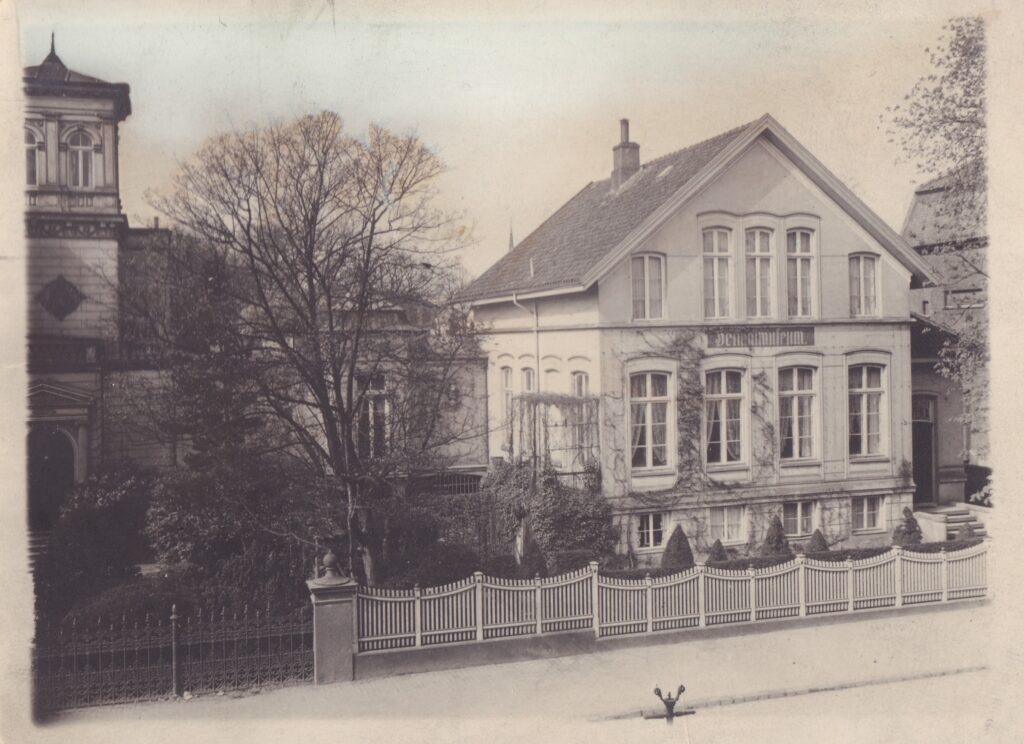 Historische Ansicht der Jürgensschen Villa im Stil einer Oldenburger Hundehütte, © Stadtmuseum Oldenburg