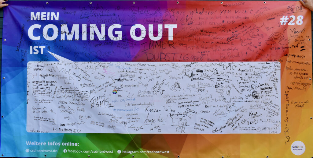 Mitmachbanner beim CSD Nordwest 2022.