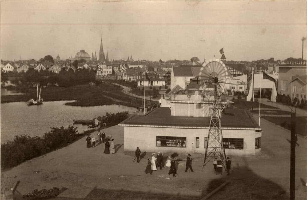Restaurant der Brauerei Hoyer am Dobbenteich, 1905.