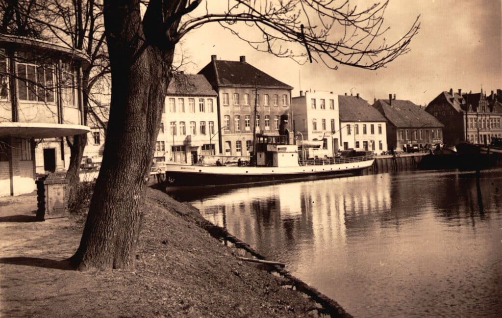 Stautorcafé, 1955.