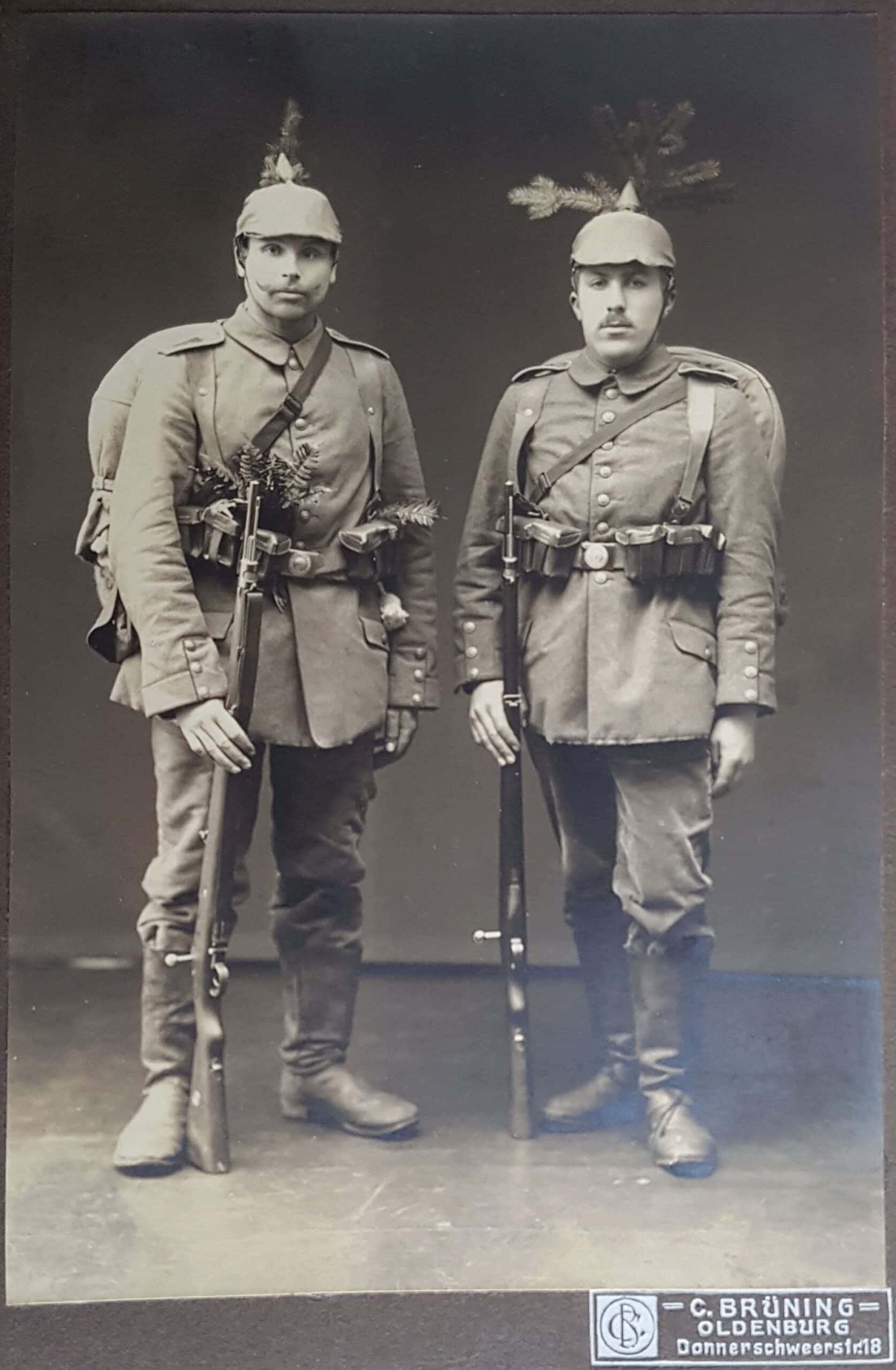 Feldpost Karl Bulling Mit Kamerad © Stadtmuseum Oldenburg